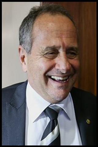 Famous People with surname Manato