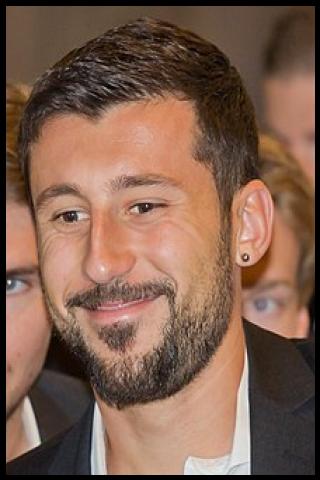 Famous People with surname Maroh