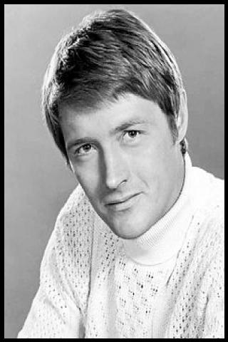 Famous People with surname Maunder