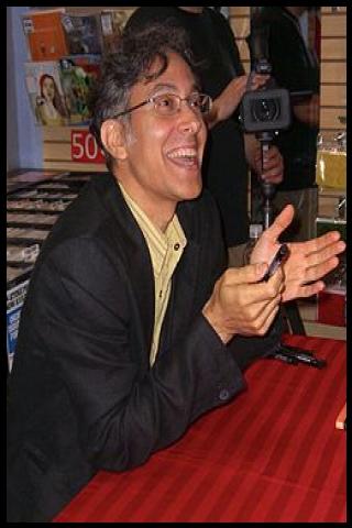 Famous People with surname Mazzucchelli