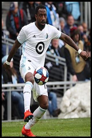 Famous People with surname Metanire