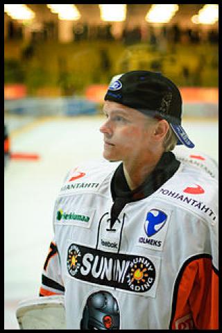 Famous People with surname Metsola