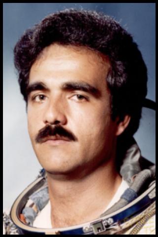 Famous People with surname Mohmand