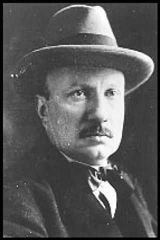 Famous People with surname Monzie