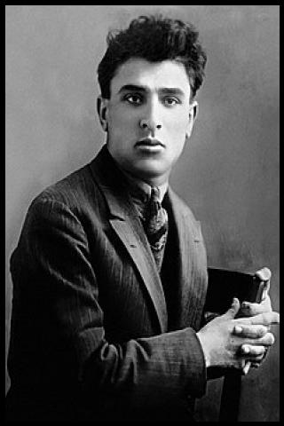 Famous People with surname Mushfig