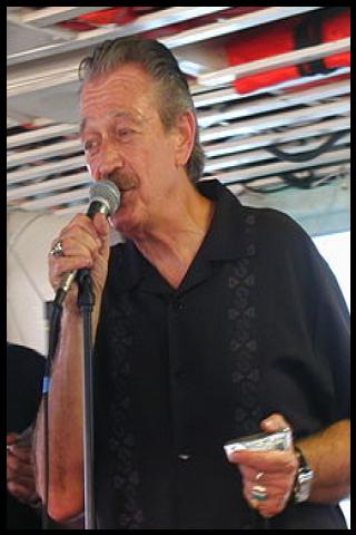 Famous People with surname Musselwhite