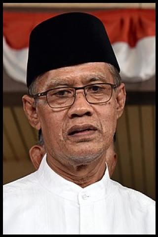 Famous People with surname Nashir