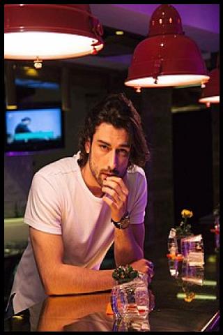 Famous People with surname Navruz