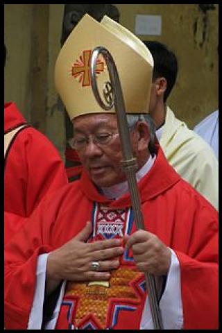 Famous People with surname Nhon