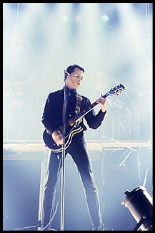 Famous People with surname Numan