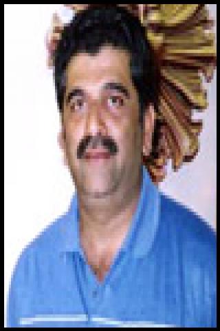 Famous People with surname Oak