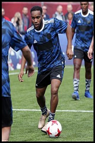 Famous People with surname Okocha