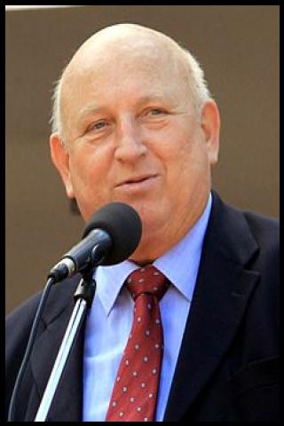 Famous People with surname Oleksy