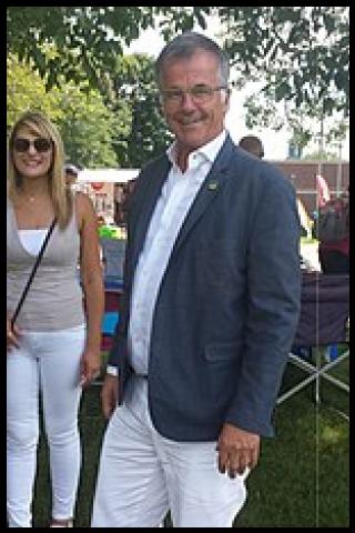 Famous People with surname Ouellette