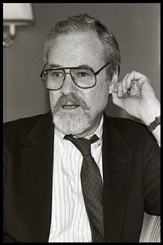 Famous People with surname Pakuła