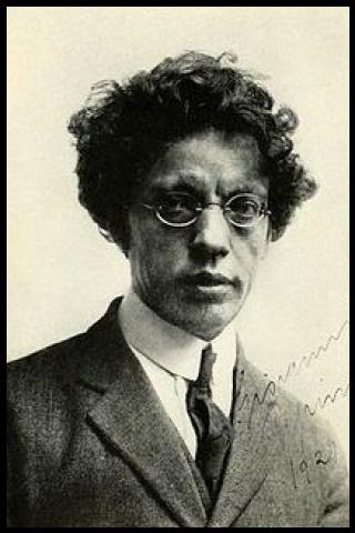 Famous People with surname Papini