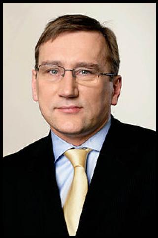 Famous People with surname Parts