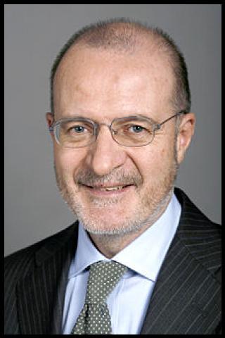 Famous People with surname Pelli