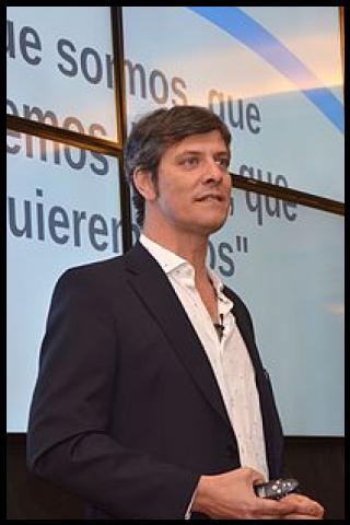 Famous People with surname Pergolini