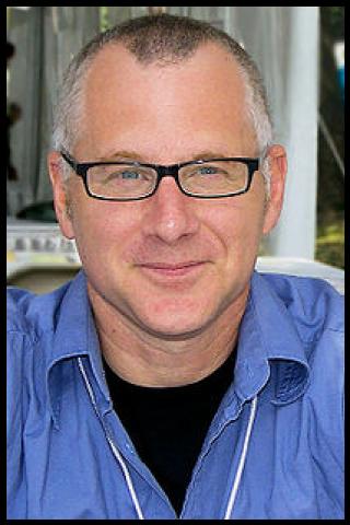 Famous People with surname Perrotta