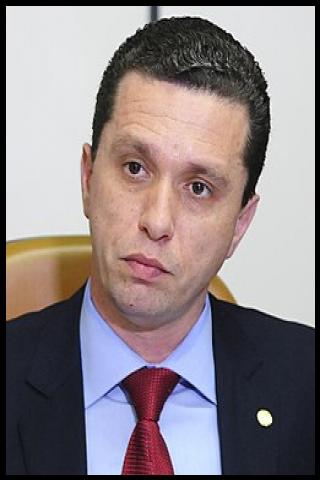 Famous People with surname Pinato