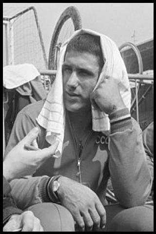 Famous People with surname Pkhakadze