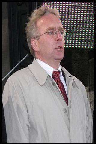 Famous People with surname Pokorni