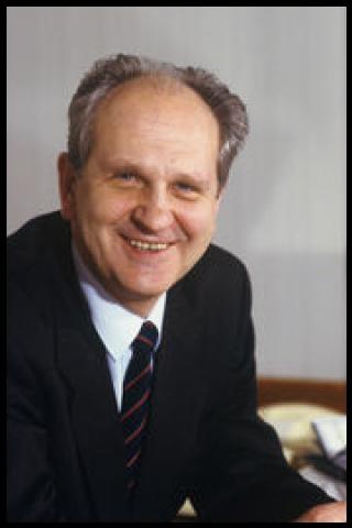 Famous People with surname Pugo