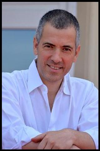 Famous People with surname Putzulu