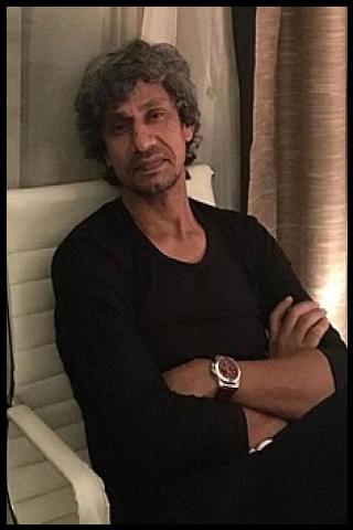 Famous People with surname Raaz