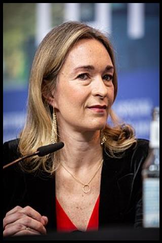 Famous People with surname Rattray