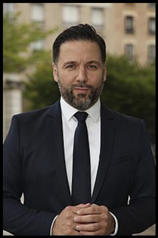 Famous People with surname Renson