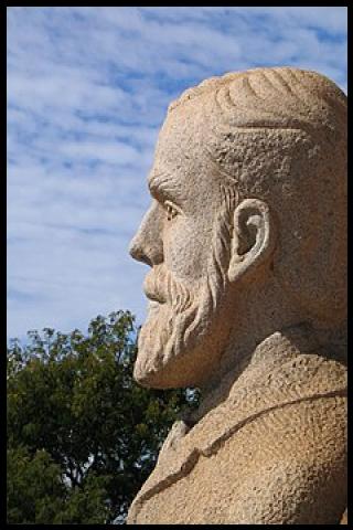 Famous People with surname Retief