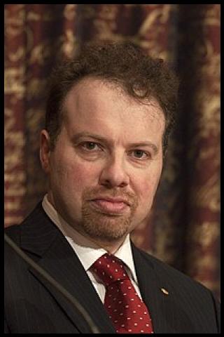 Famous People with surname Rie&szlig;