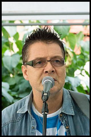 Famous People with surname R&ouml;nning