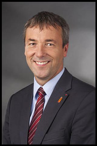 Famous People with surname Saathoff