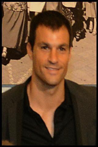 Famous People with surname Saja