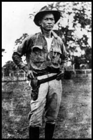 Famous People with surname Sandino