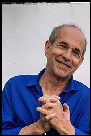 Famous People with surname Santanna