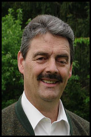 Famous People with surname Sch&auml;tzle