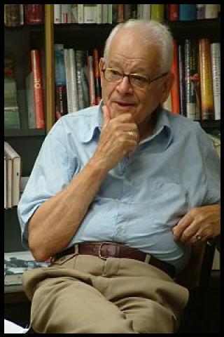 Famous People with surname Schelvis