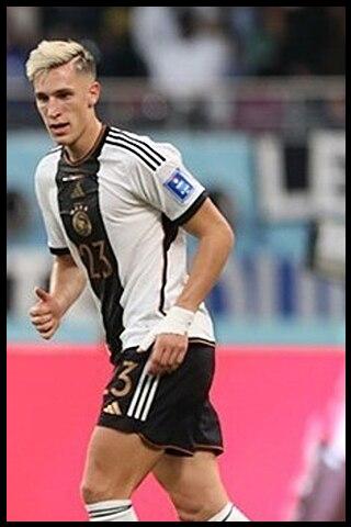 Famous People with surname Schlotterbeck