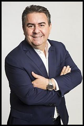 Famous People with surname Semenzato