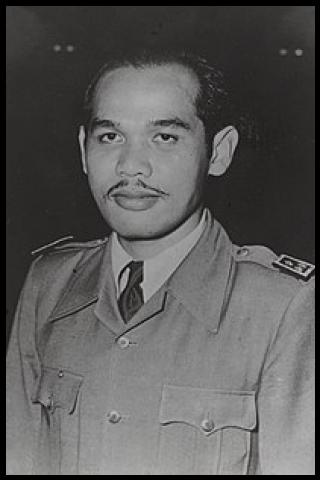 Famous People with surname Simatupang