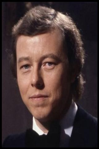 Famous People with surname Skellern