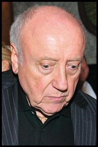 Famous People with surname Slov&aacute;ček