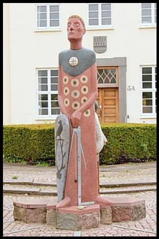 Famous People with surname Sn&aring;re