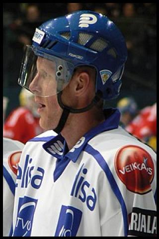 Famous People with surname S&ouml;derholm