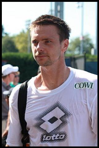 Famous People with surname S&ouml;derling