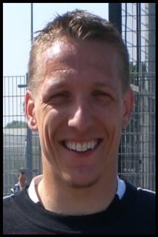 Famous People with surname Sonck